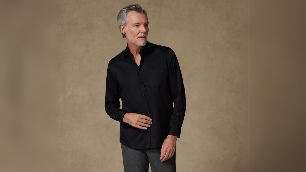 Siyah Gömlek Kombini Nasıl Yapılır?