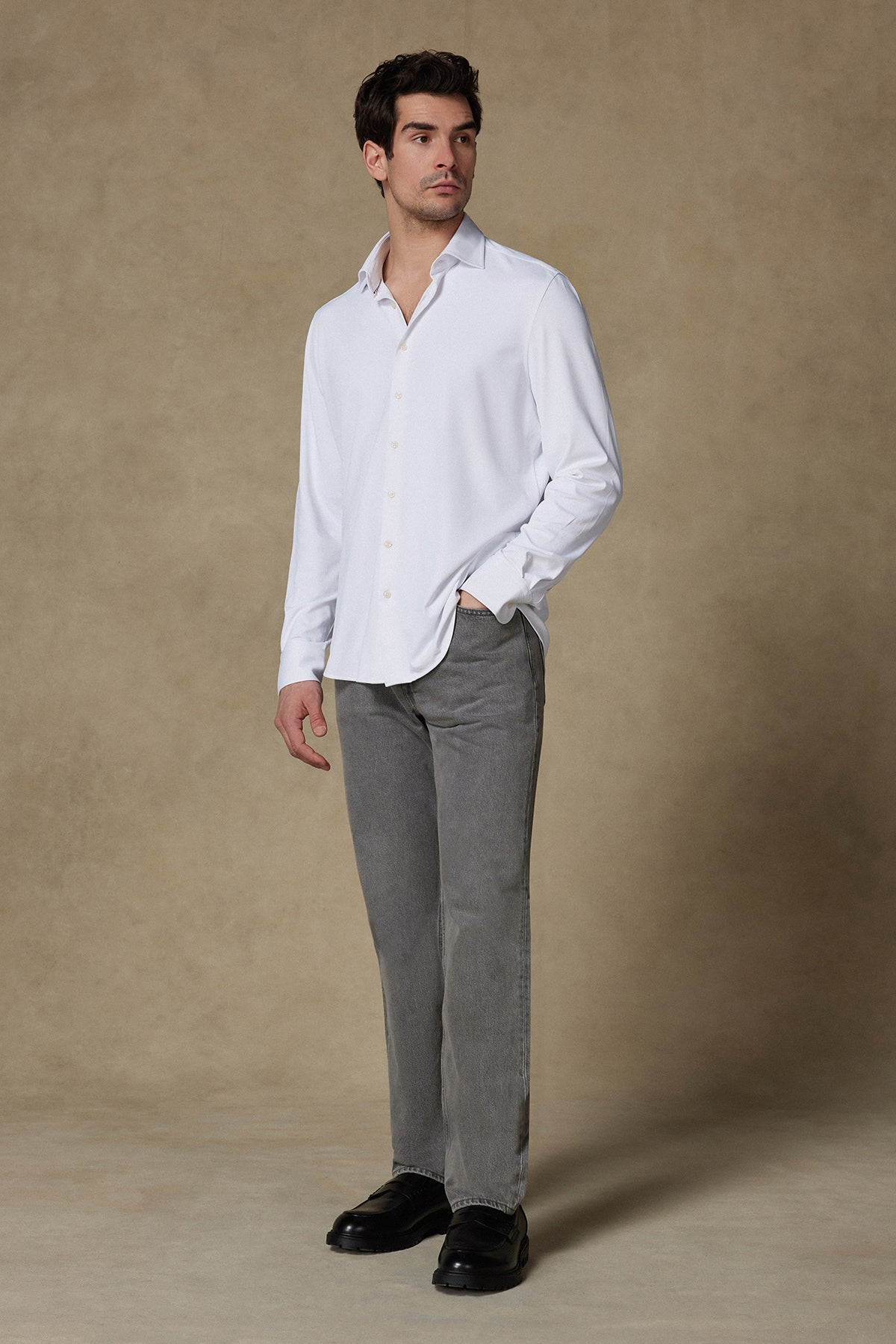 Abbate Rico Performans Polyamid Karışımlı Comfort Fit Beyaz Klasik Yaka Erkek Düz Gömlek