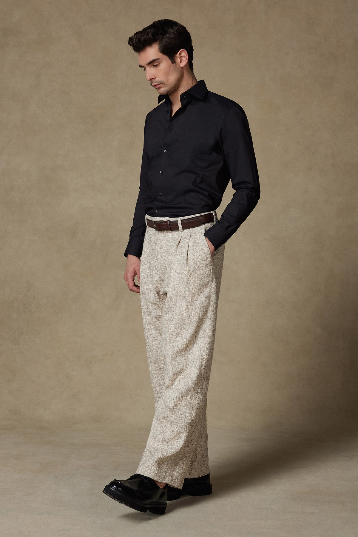 Abbate Enzo Poplin Stretch Pamuk Karışımlı Slim Fit Siyah Klasik Yaka Erkek Düz Gömlek