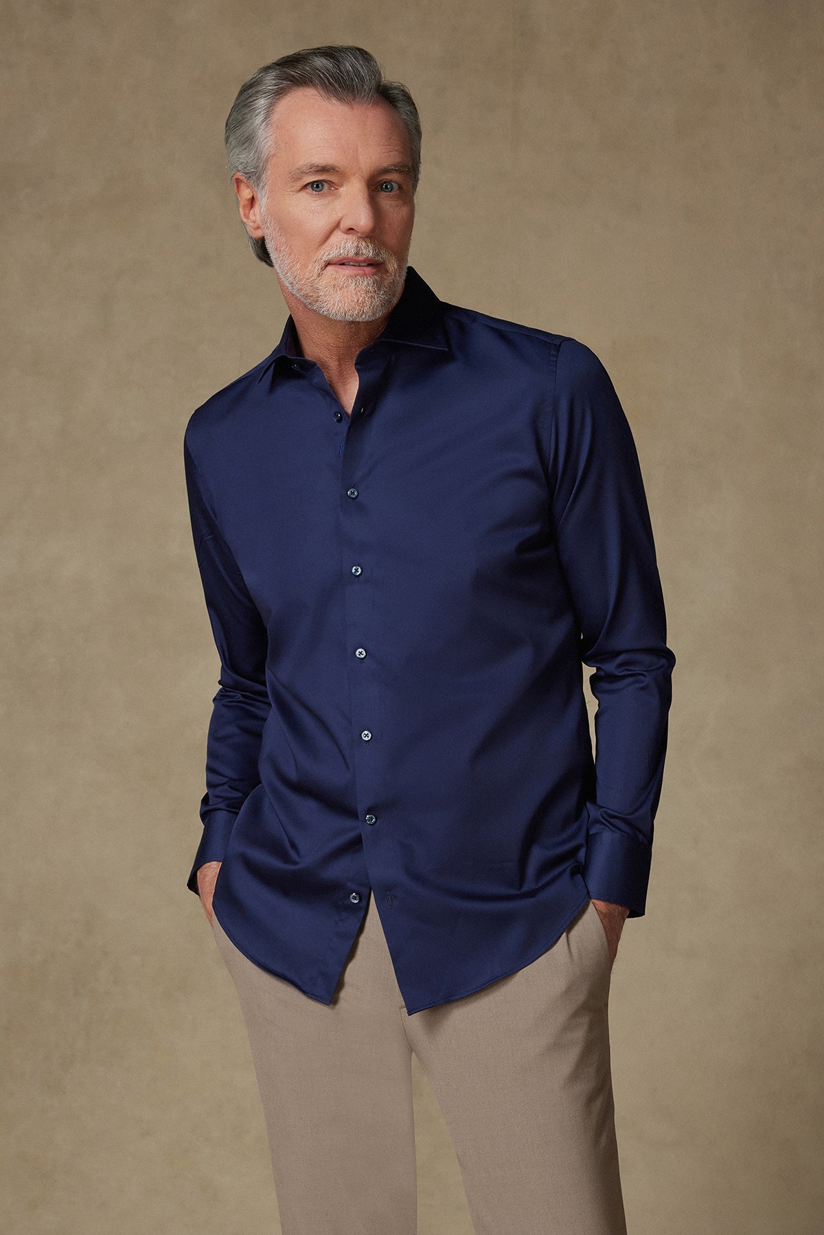 Abbate Donatello Saten Pamuklu Slim Fit Lacivert Klasik Yaka Erkek Düz Gömlek