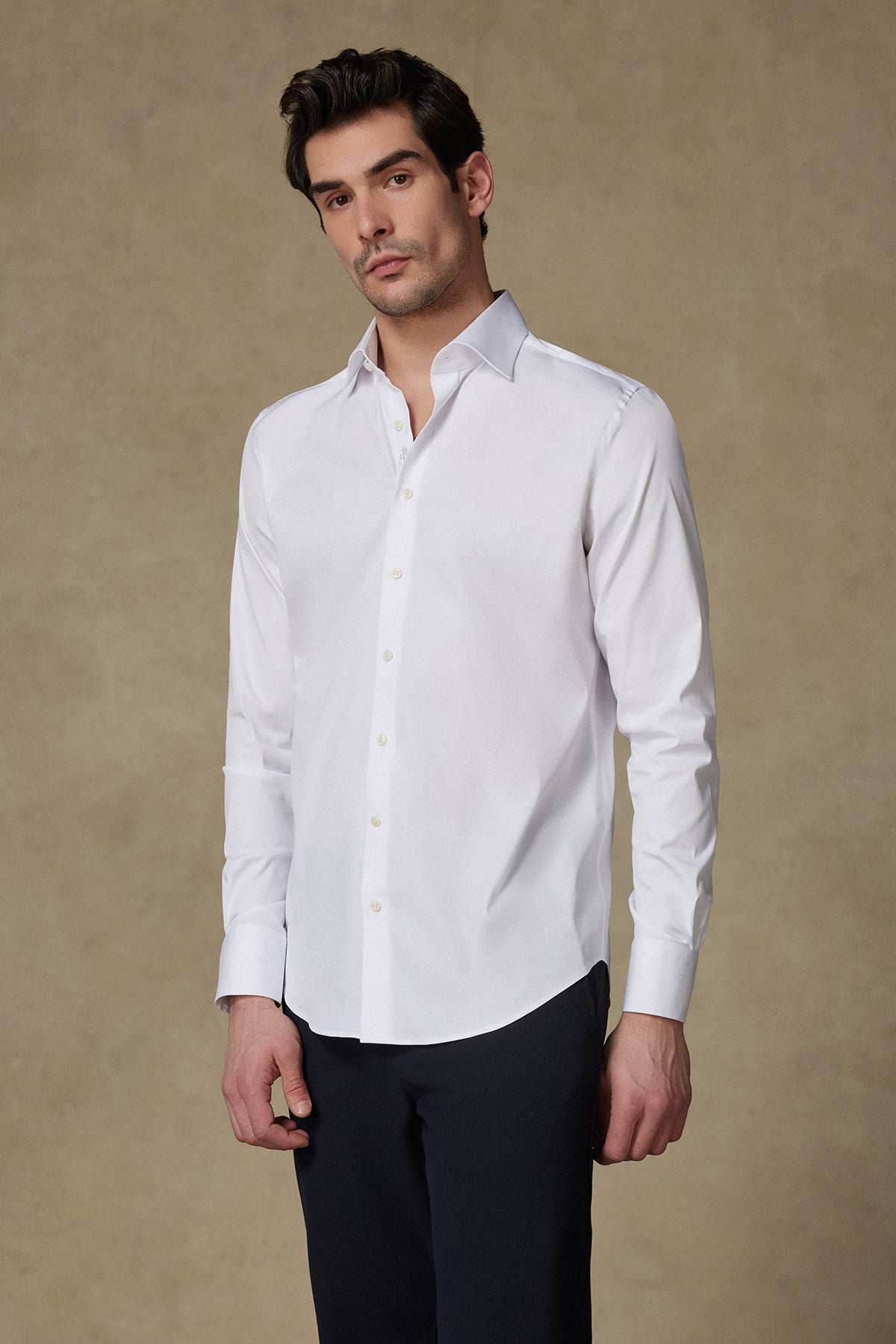 Abbate Donatello Non Iron Twill %100 Pamuk Slim Fit Beyaz Klasik Yaka Erkek Düz Gömlek