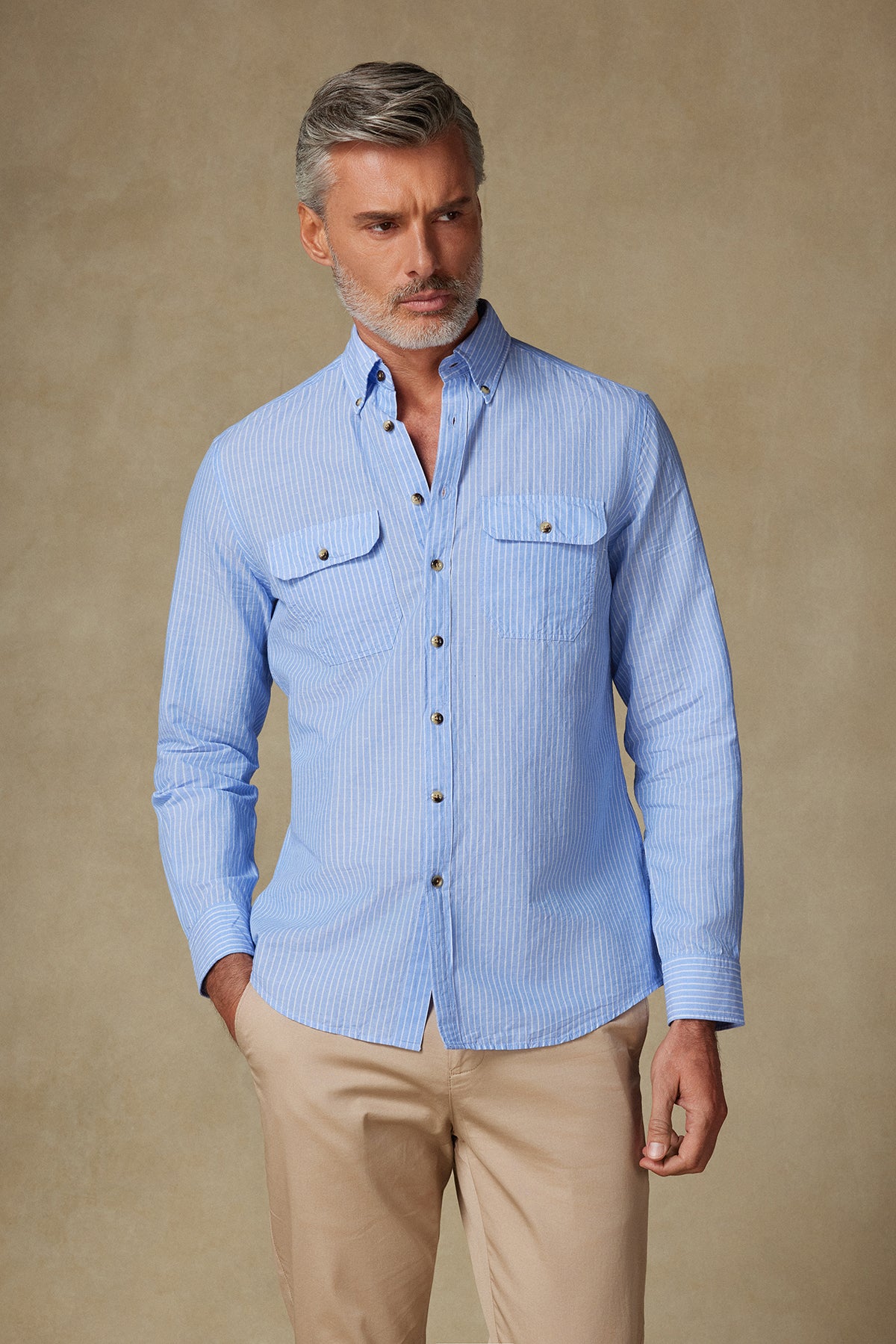 Abbate Alba Keten Pamuk Keten Karışımlı Comfort Fit Mavi Düğmeli Yaka Erkek Çizgili Gömlek