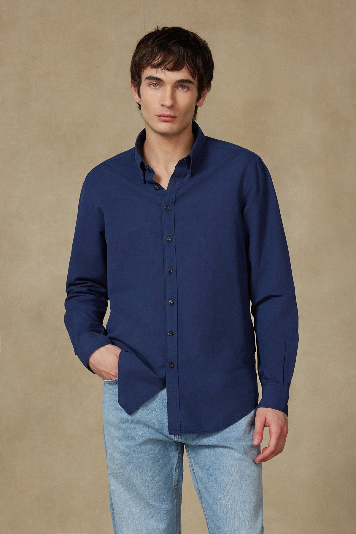 Abbate Mario Keten Pamuk Keten Karışımlı Comfort Fit Lacivert Düğmeli Yaka Erkek Düz Gömlek