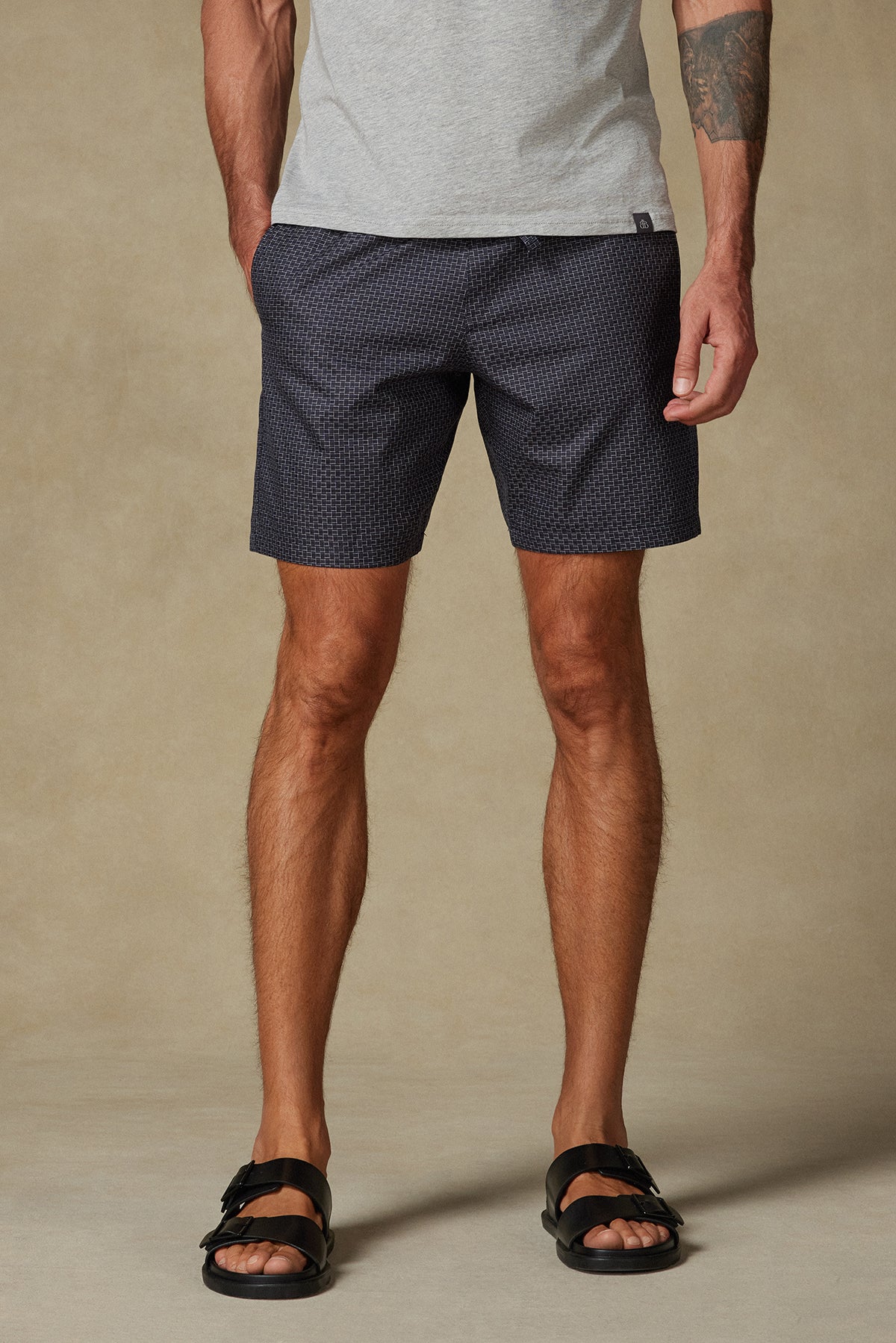 Abbate Sky Poplin Pamuklu Comfort Fit Siyah Erkek Kareli Şort