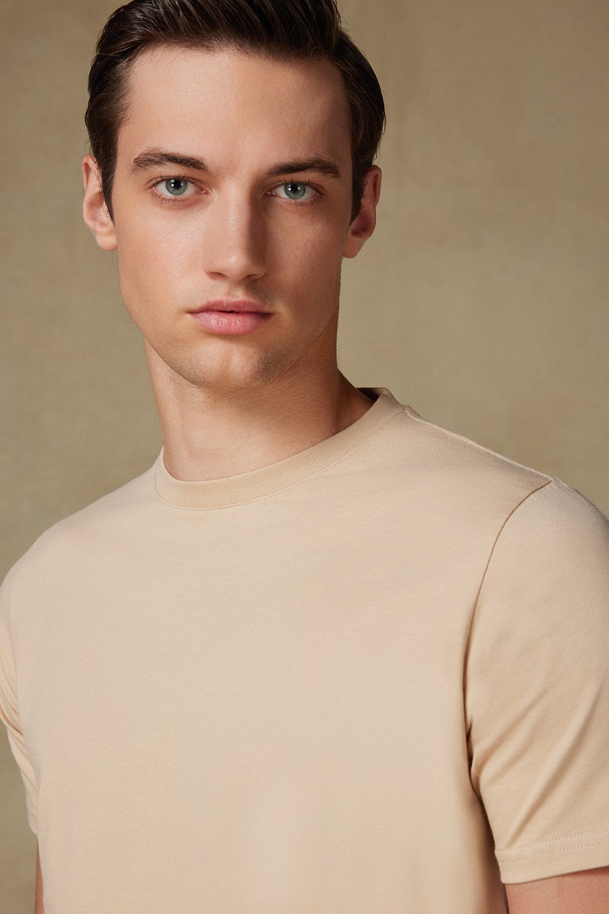 Abbate Easy Penye Pamuklu Comfort Fit Bej Bisiklet Yaka Erkek Düz T-Shirt