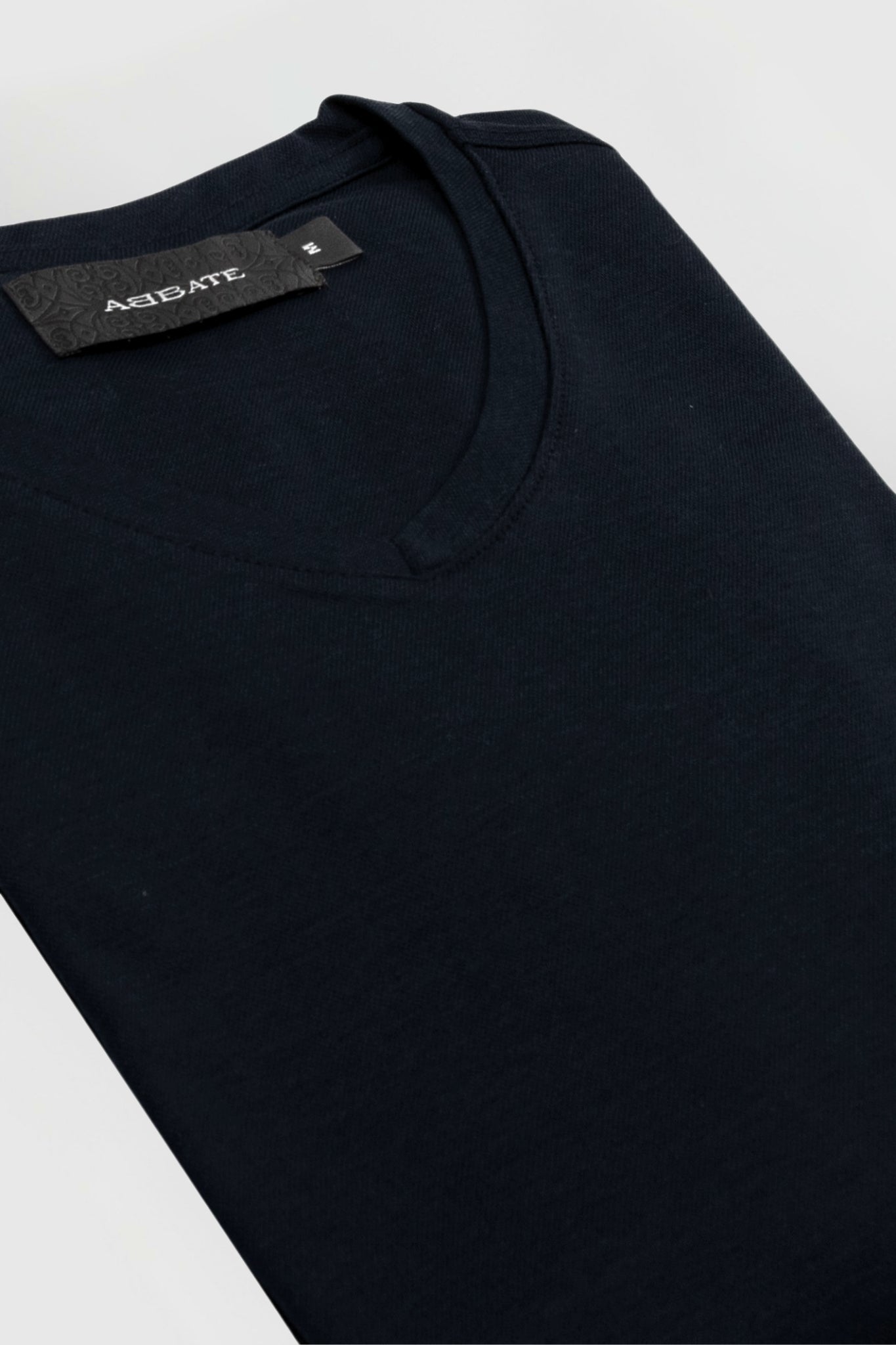 Abbate Vita Merserize Pamuklu Modern Fit Lacivert V Yaka Erkek Düz T-Shirt