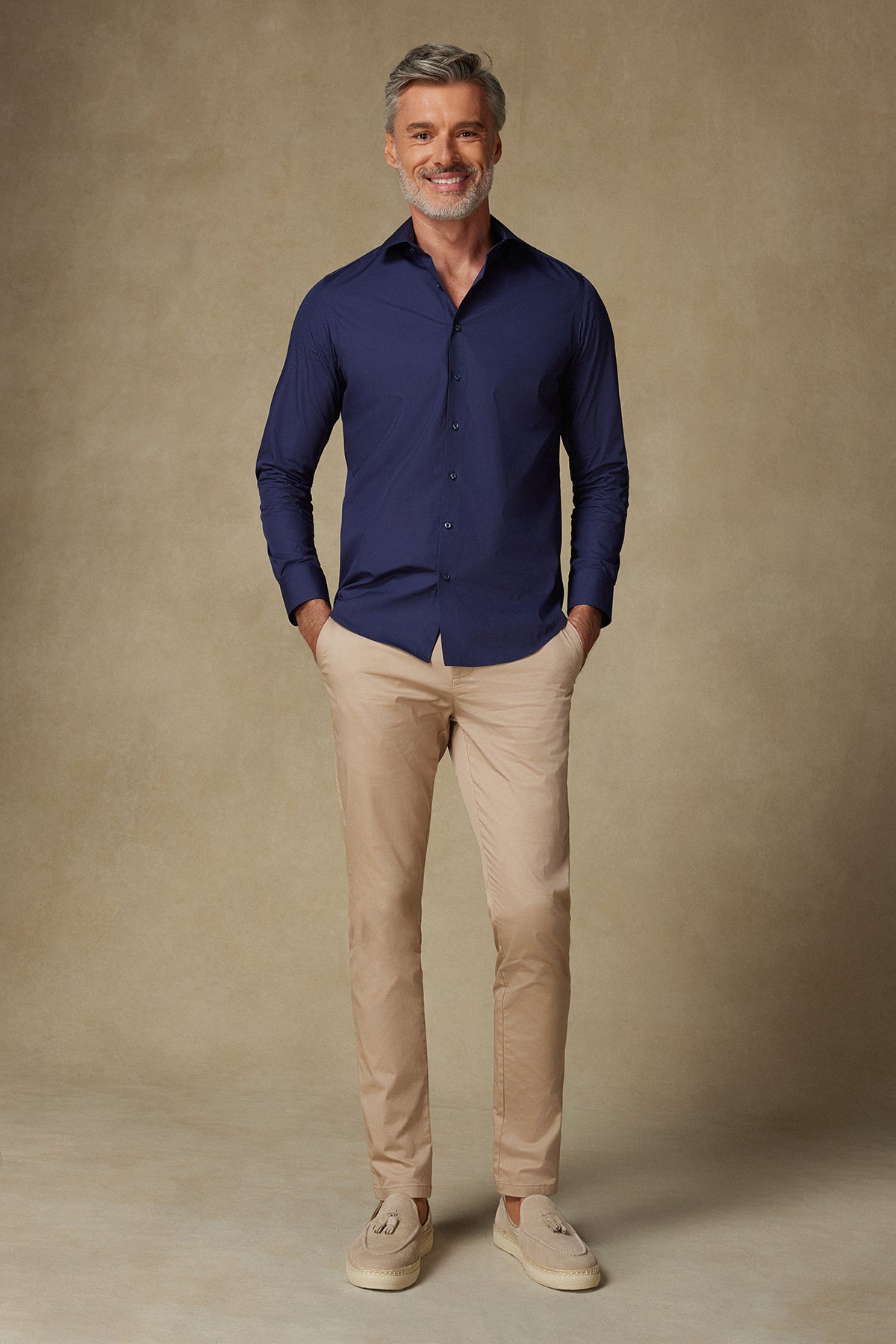 BB Club Oscar Poplin Kolay Ütülenebilir Pamuklu Slim Fit Lacivert Klasik Yaka Erkek Düz Gömlek