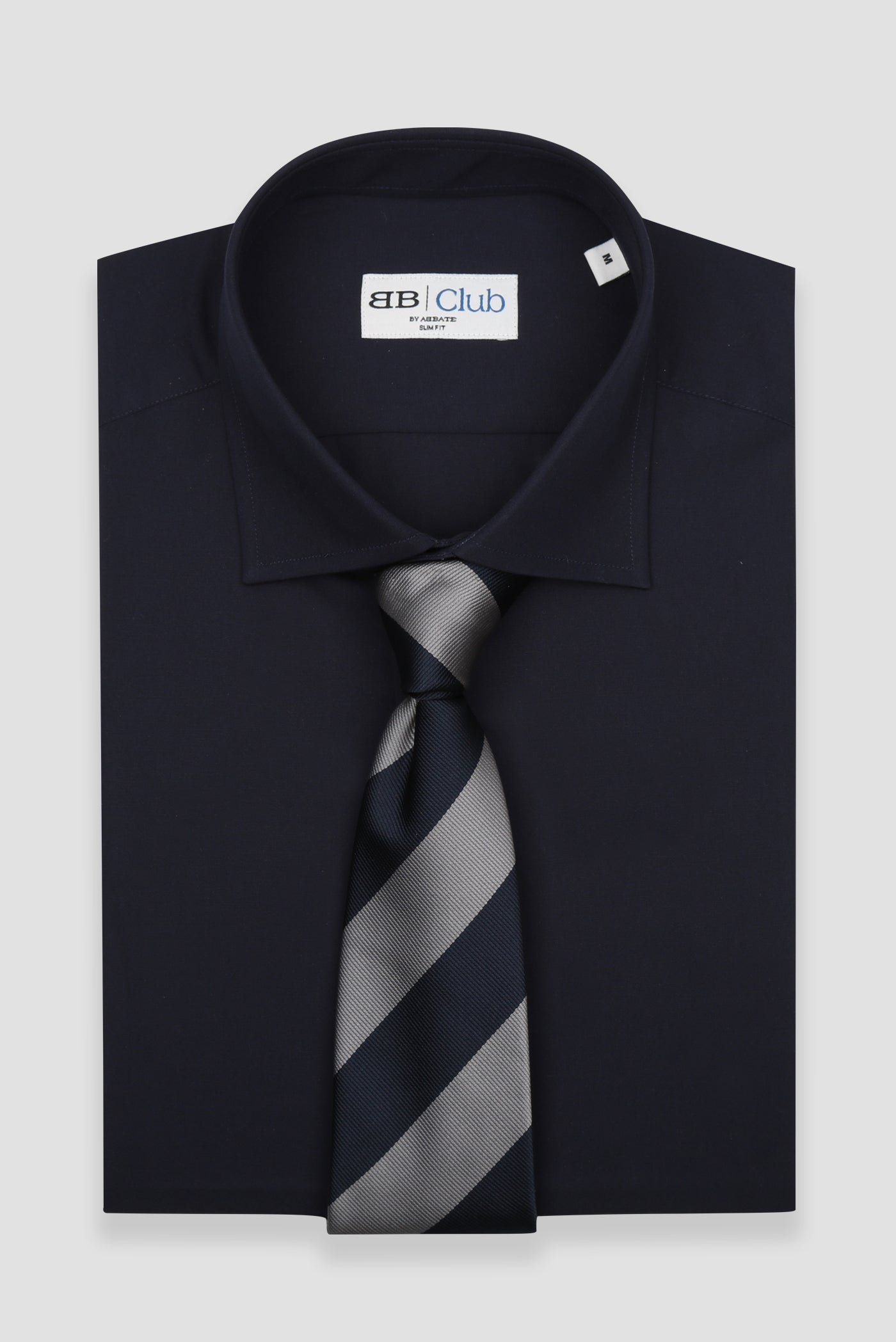 BB Club Oscar Poplin Kolay Ütülenebilir Pamuklu Slim Fit Lacivert Klasik Yaka Erkek Düz Gömlek
