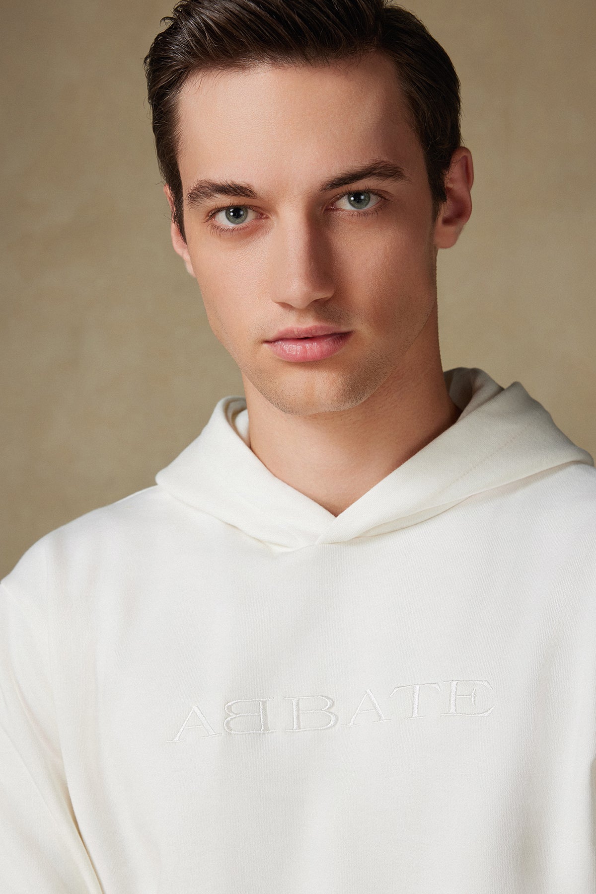 Abbate Hoodie Örme Kumaş Pamuklu Comfort Fit Beyaz Bisiklet Yaka Erkek Nakışlı Hoodie