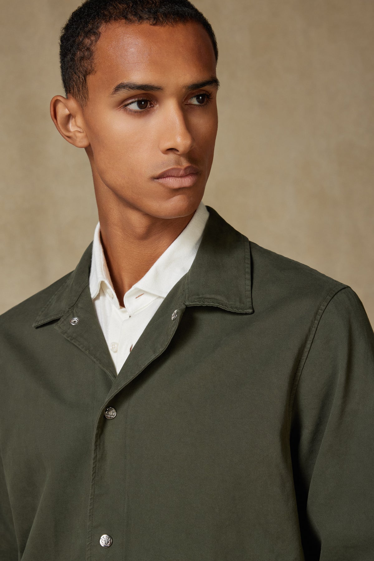 Abbate Renato Dokuma Polyamid Karışımlı Overshirt Fit Haki Klasik Yaka Erkek Düz Gömlek Ceket