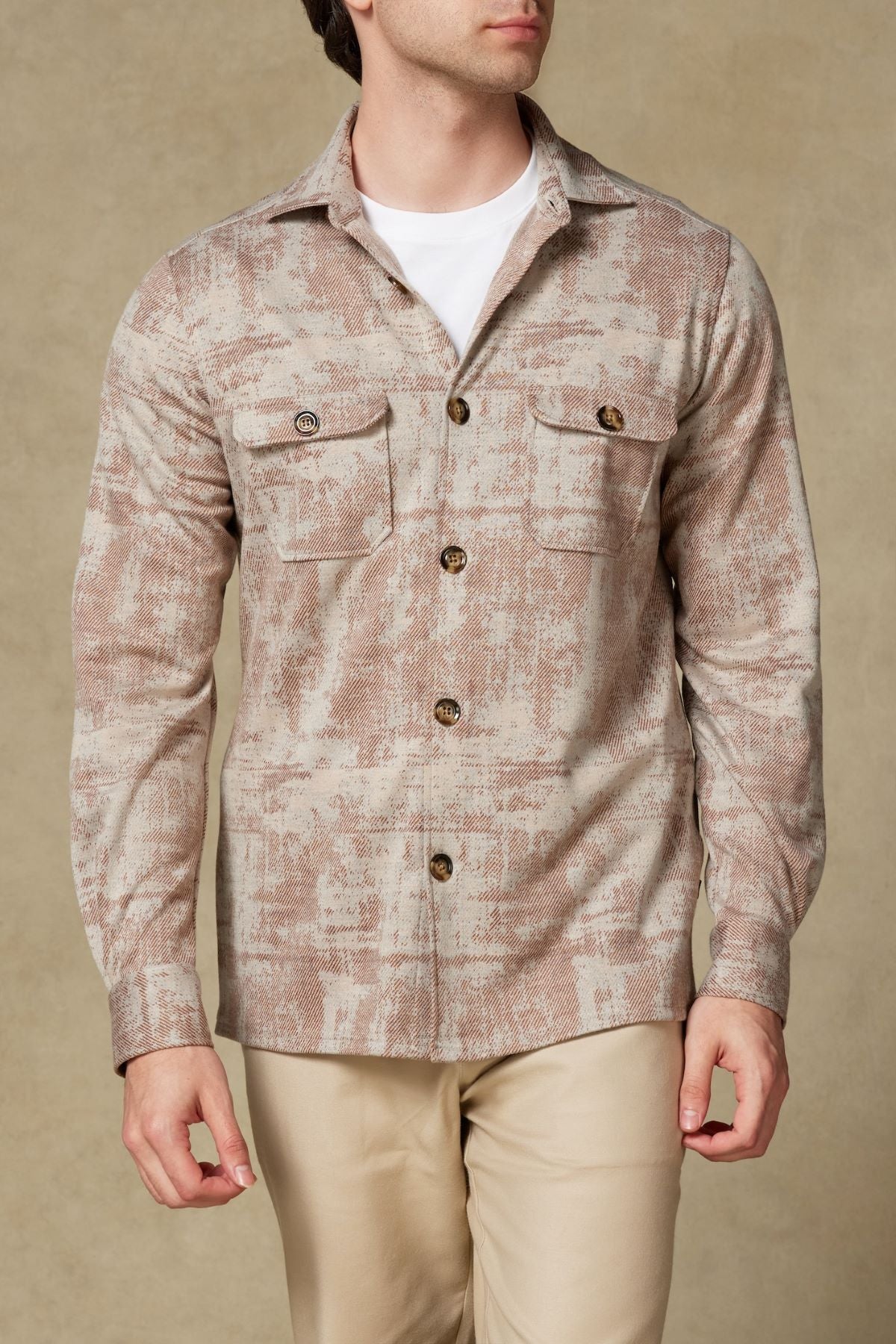 Abbate Legend Örme Kumaş Viskon Karışımlı Overshirt Fit Bej Klasik Yaka Erkek Desenli Gömlek Ceket