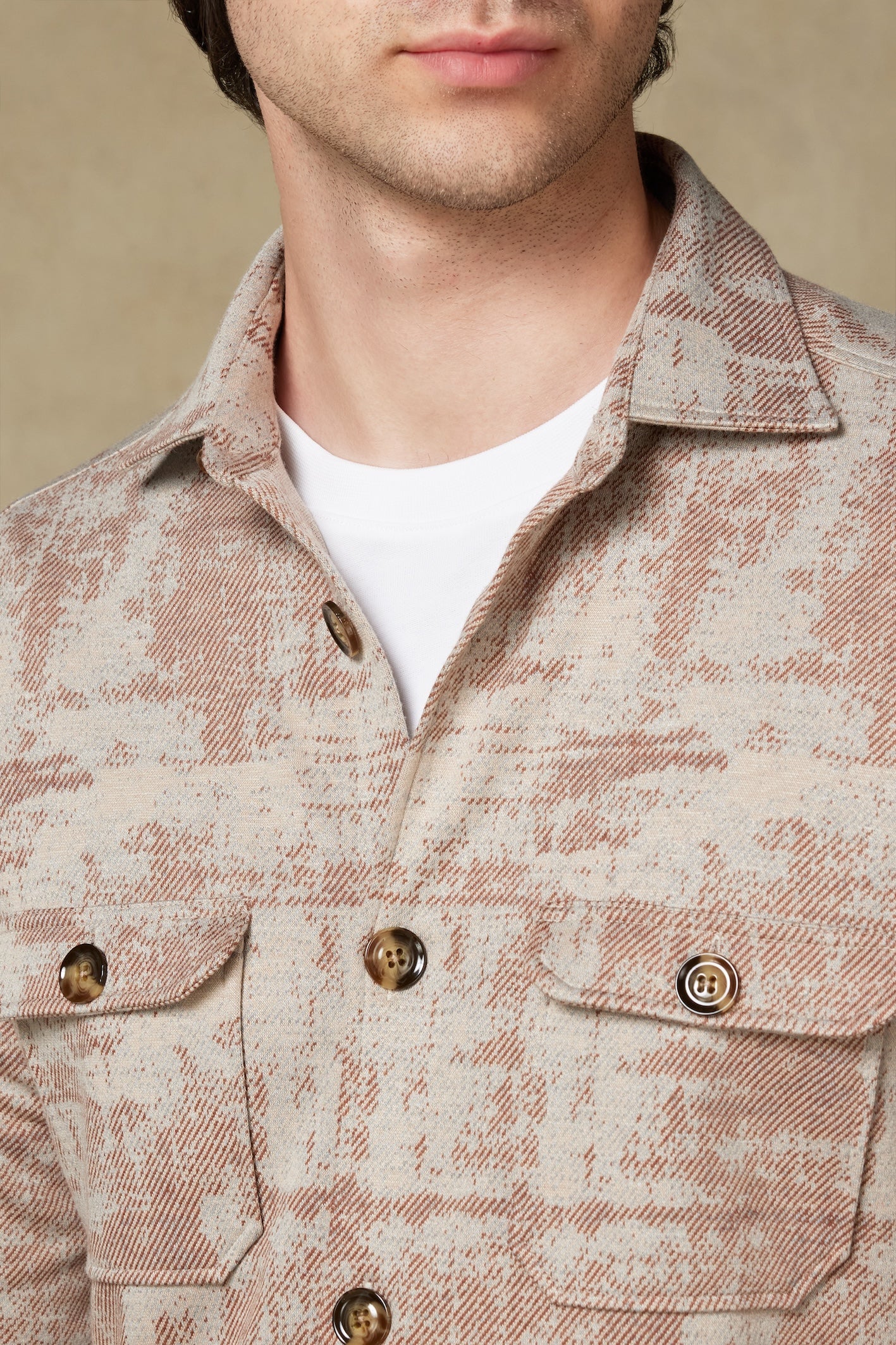 Abbate Legend Örme Kumaş Viskon Karışımlı Overshirt Fit Bej Klasik Yaka Erkek Desenli Gömlek Ceket