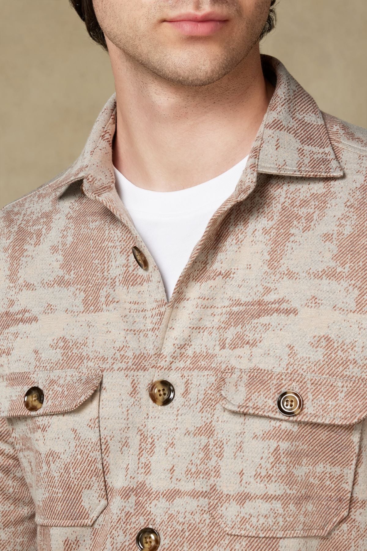 Abbate Legend Örme Kumaş Viskon Karışımlı Overshirt Fit Bej Klasik Yaka Erkek Desenli Gömlek Ceket