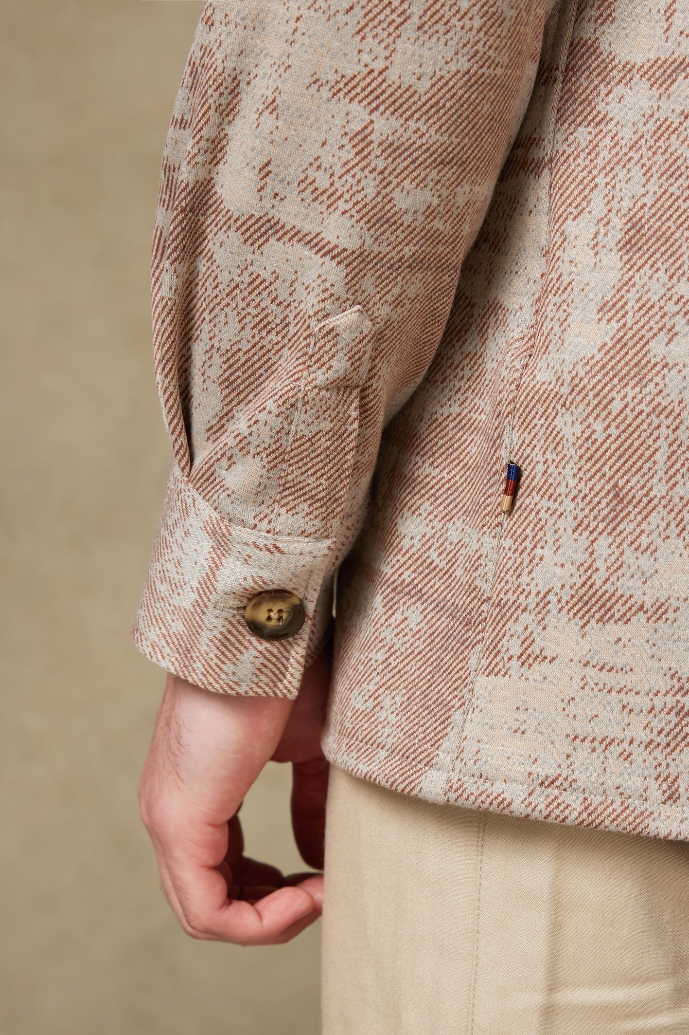 Abbate Legend Örme Kumaş Viskon Karışımlı Overshirt Fit Bej Klasik Yaka Erkek Desenli Gömlek Ceket