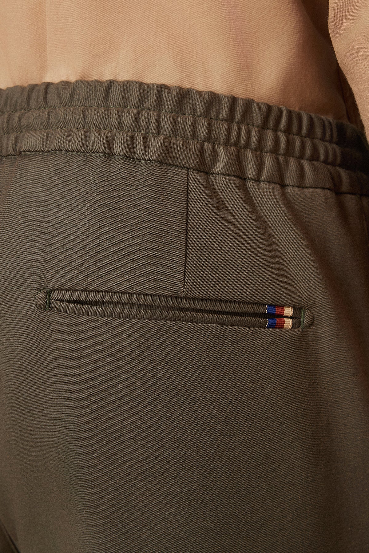 Abbate Soft Dokuma Pamuk Karışımlı Tailored Fit Haki Erkek Düz Pantolon