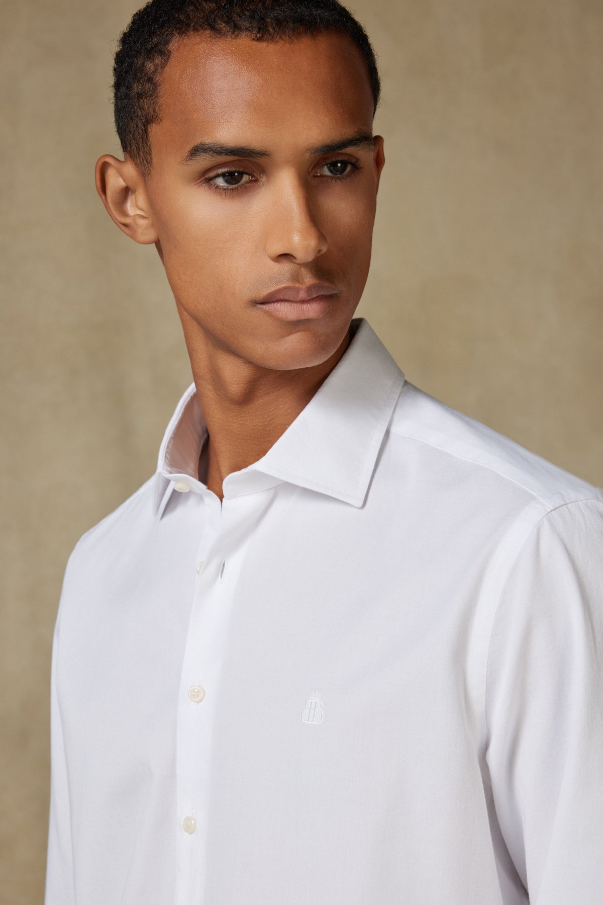 Abbate Piero Gabardin Pamuklu Comfort Fit Beyaz Klasik Yaka Erkek Düz Gömlek