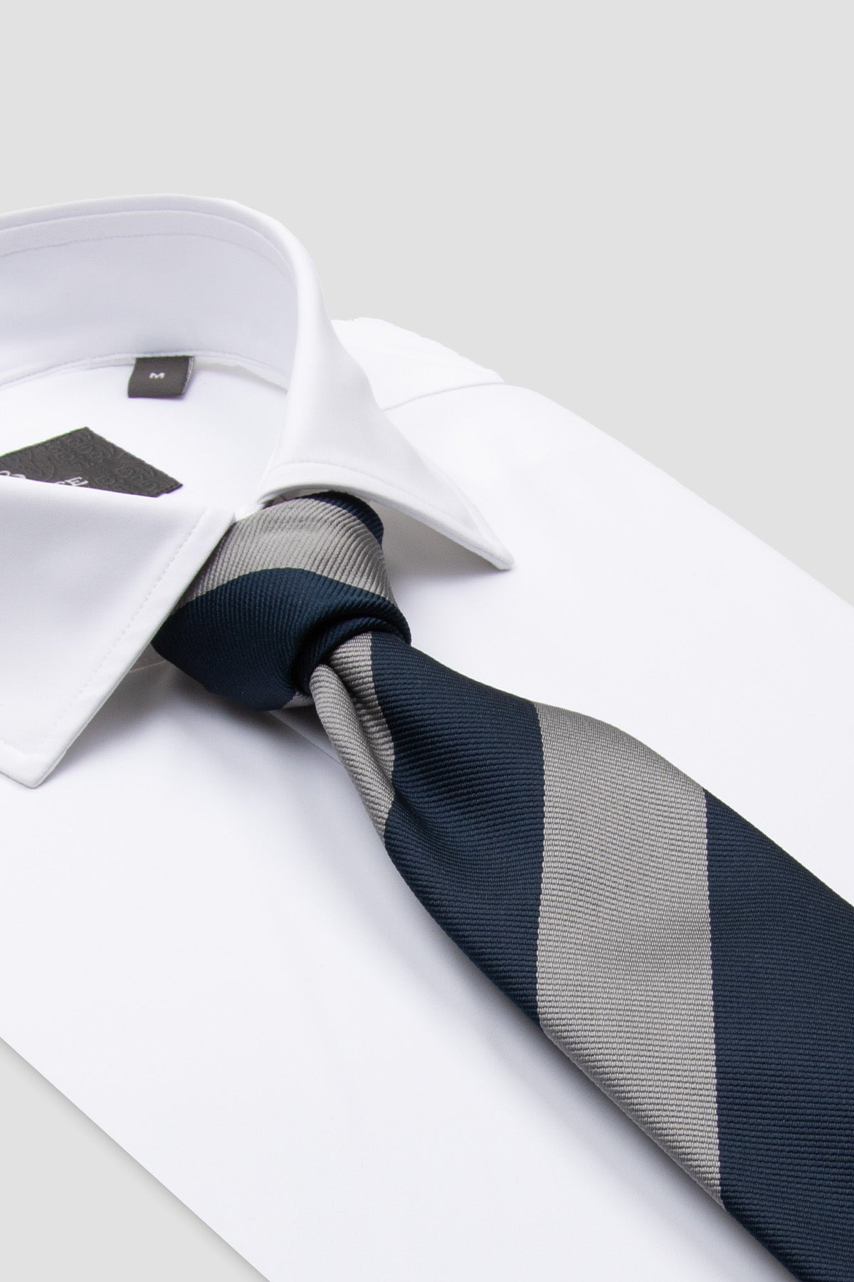 Abbate Celvo Performans Performans Polyamid Karışımlı Comfort Fit Beyaz Klasik Yaka Erkek Düz Gömlek