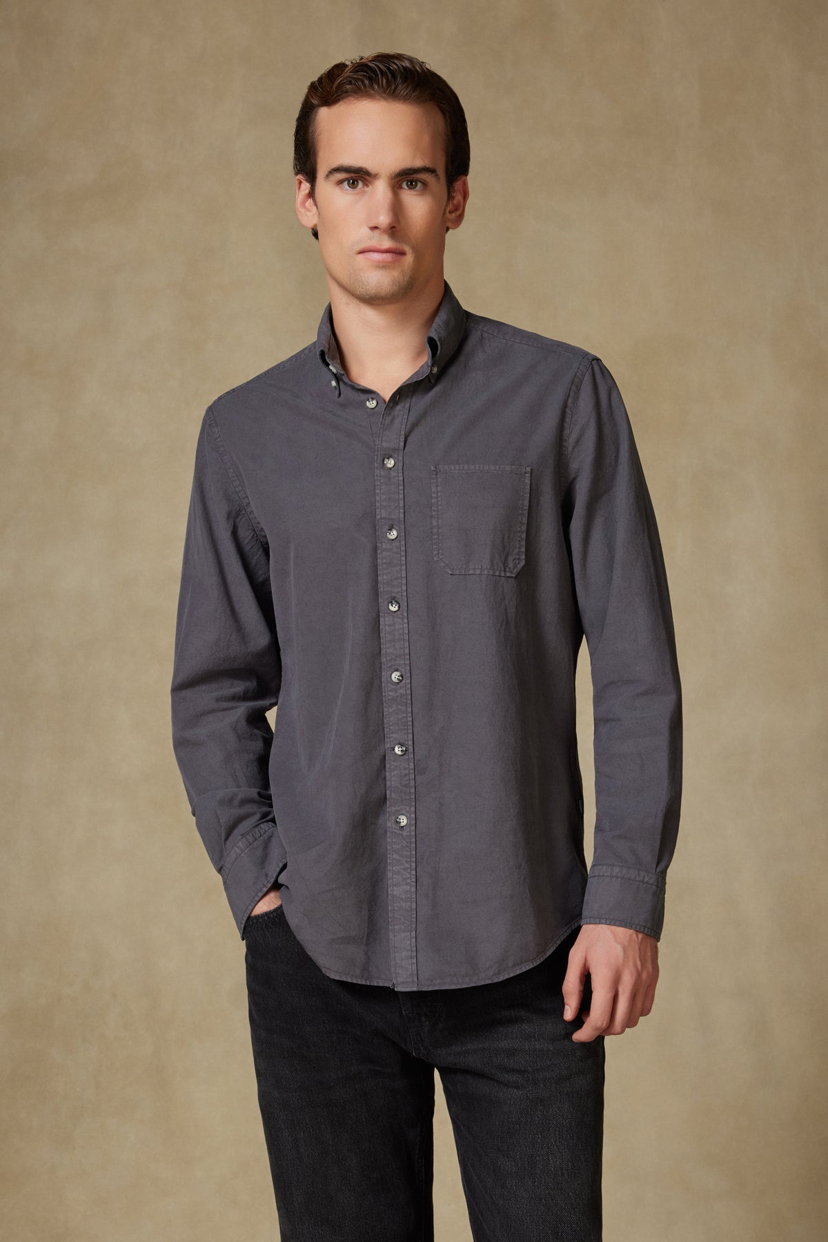 Abbate Federico Dokuma Tencel (Lyocell) Comfort Fit Koyu Gri Düğmeli Yaka Erkek Düz Gömlek