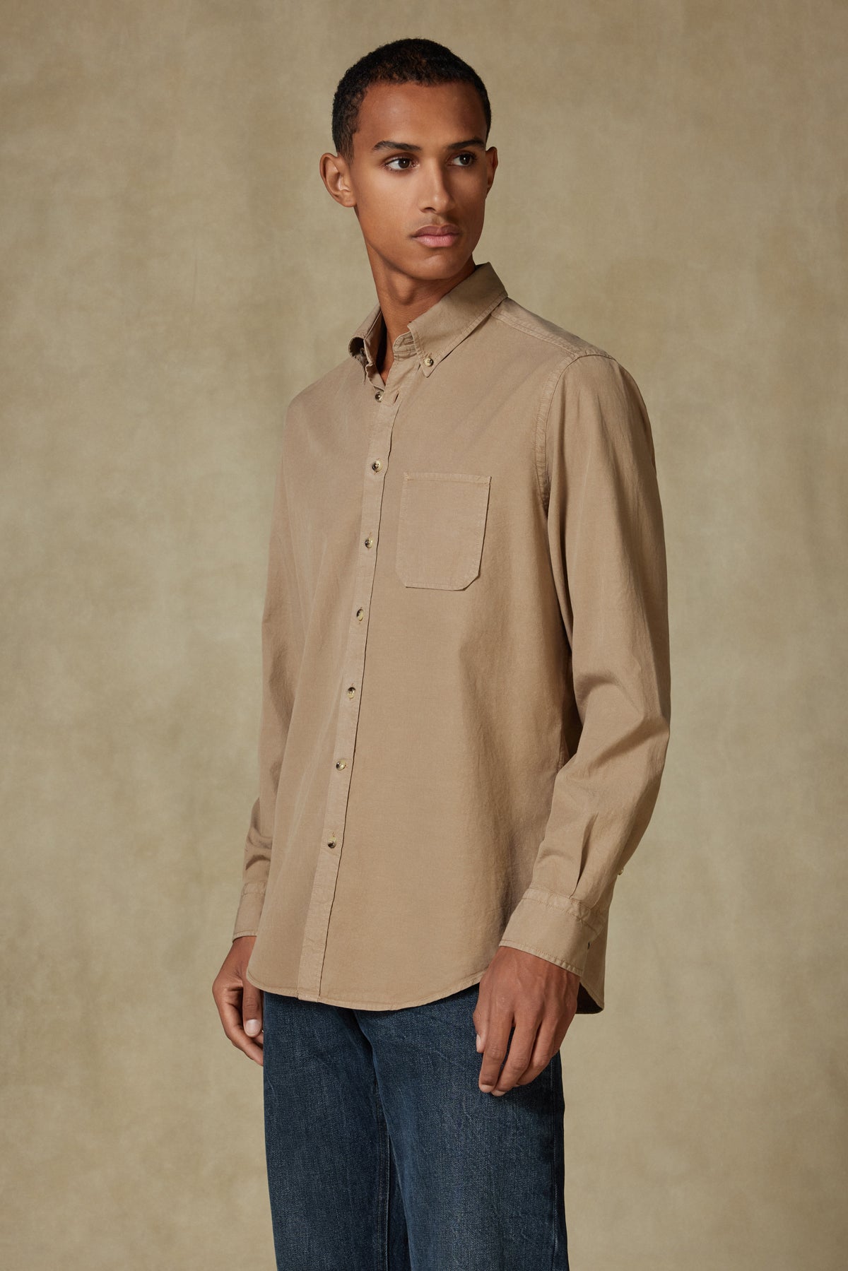 Abbate Federico Dokuma Tencel (Lyocell) Comfort Fit Bej Düğmeli Yaka Erkek Düz Gömlek