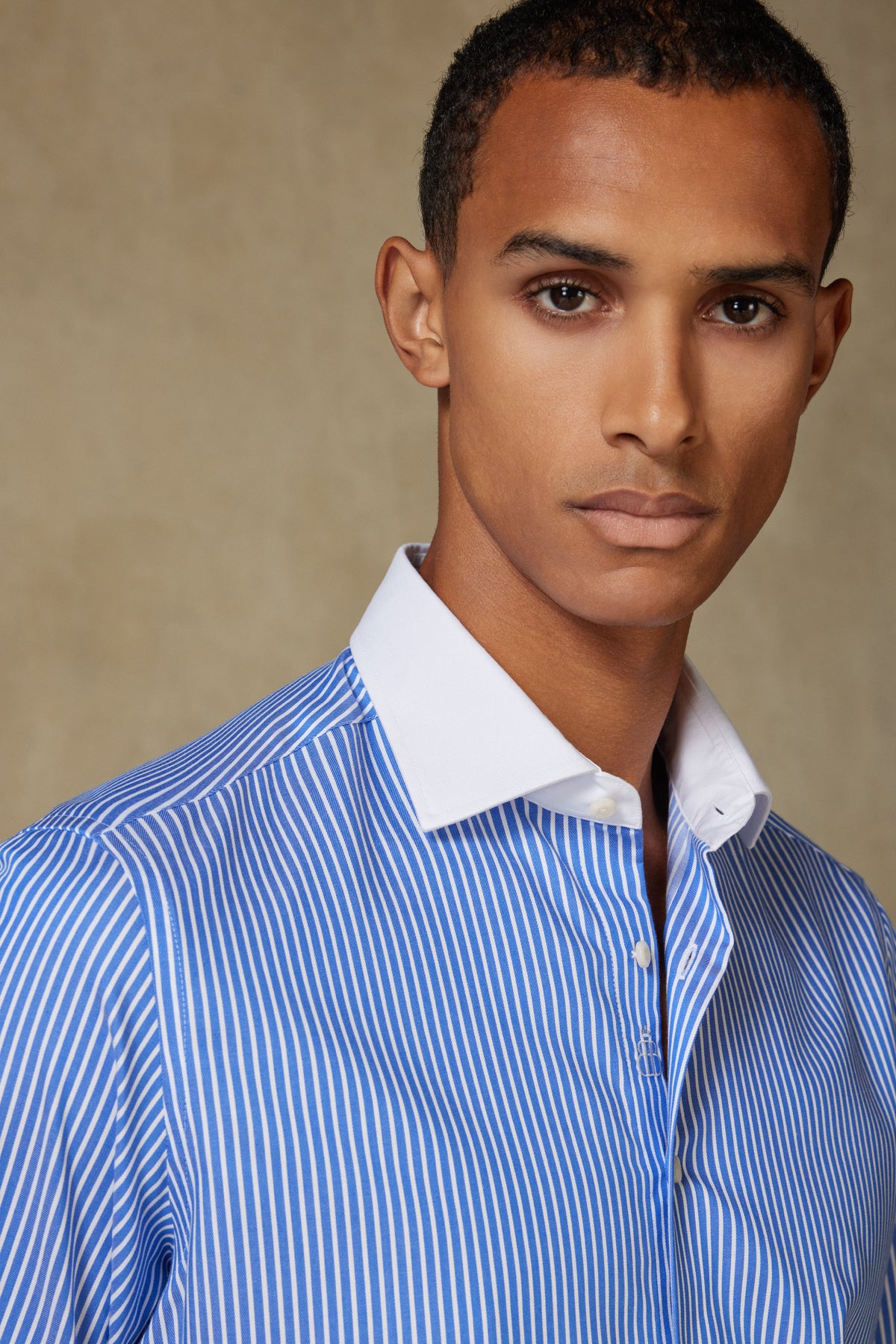 Abbate Grant Non Iron Twill Pamuklu Slim Fit Koyu Mavi Klasik Yaka Erkek Çizgili Gömlek