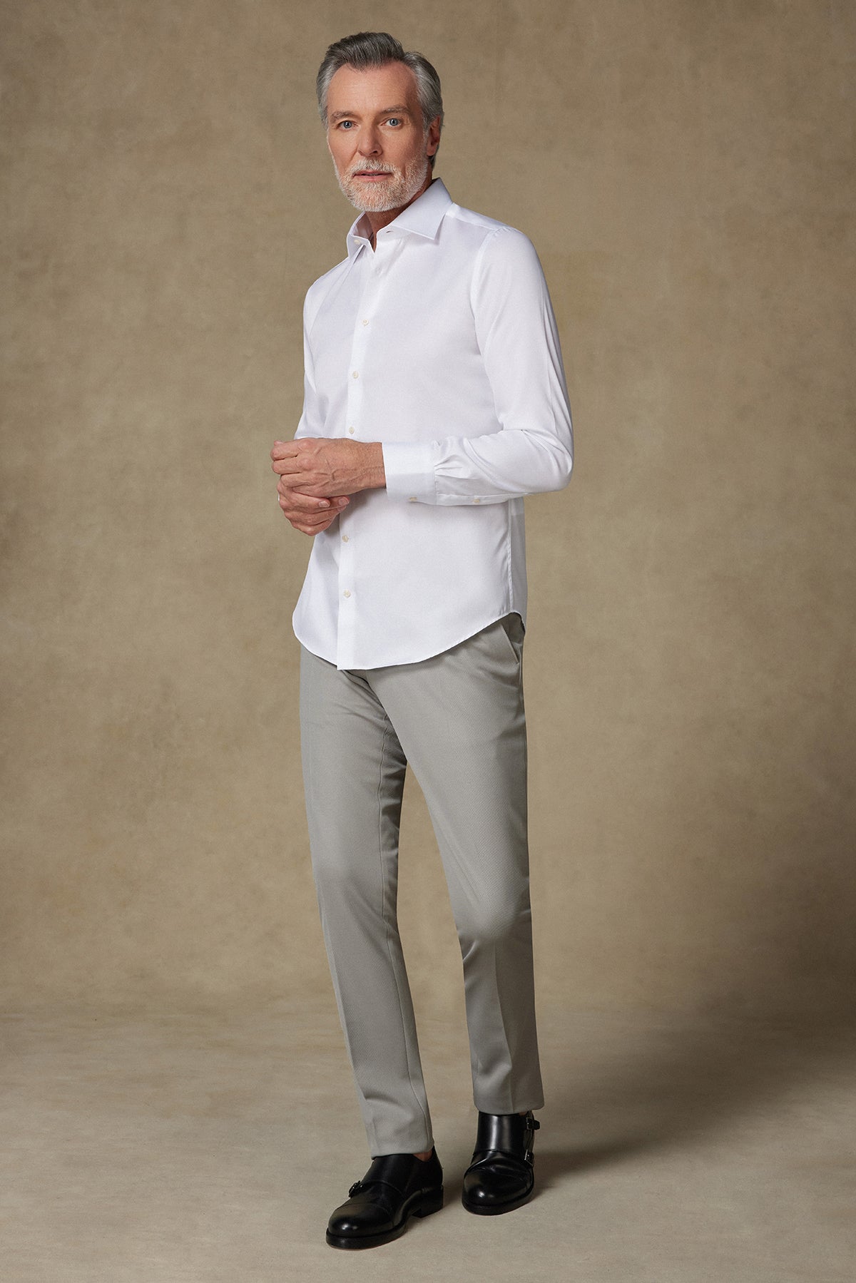 Abbate Fabio Twill Pamuklu Comfort Fit Beyaz Klasik Yaka Erkek Düz Gömlek