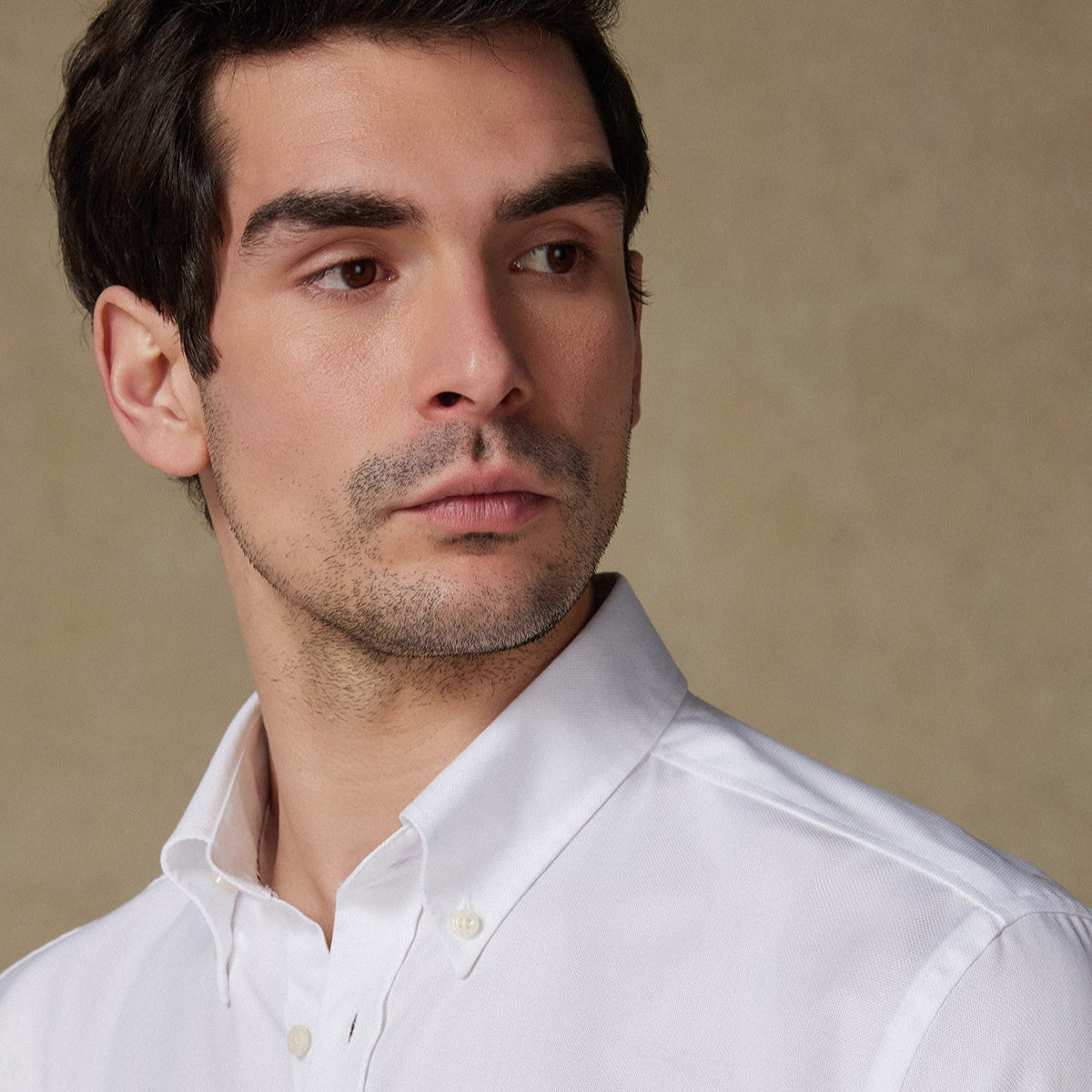 Abbate Marcel Amerikan Oxford Pamuklu Comfort Fit Beyaz Düğmeli Yaka Erkek Düz Gömlek