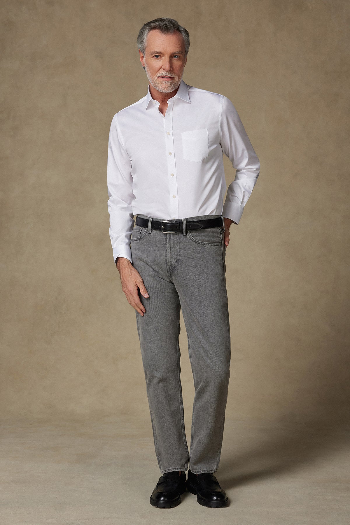 Abbate Leonardo Saten Pamuklu Comfort Fit Beyaz Klasik Yaka Erkek Düz Gömlek