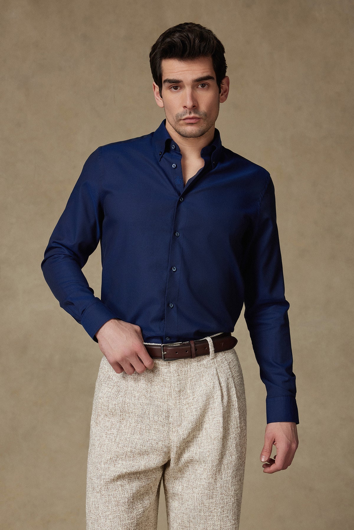 Abbate Carlo Royal Oxford Kolay Ütülenebilir %100 Pamuklu Slim Fit Lacivert Düğmeli Yaka Erkek Düz Gömlek