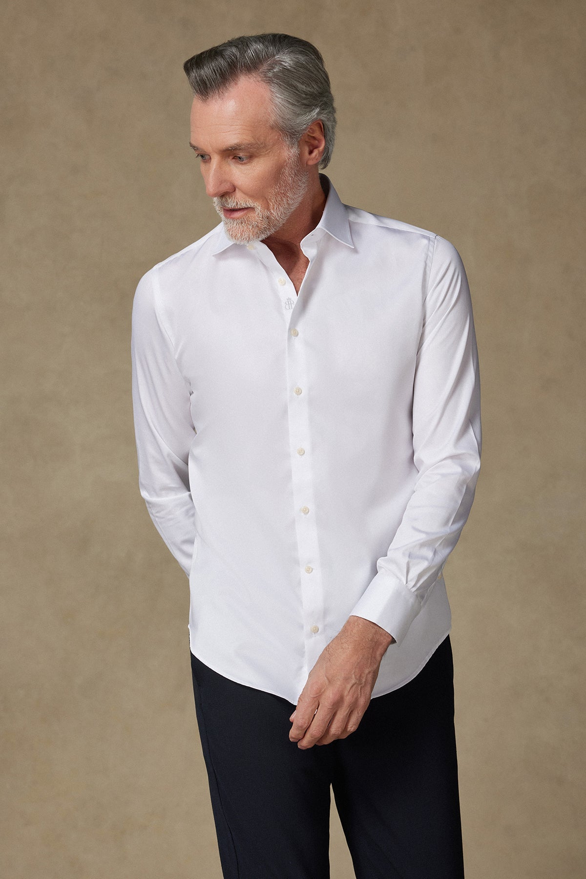Abbate Donatello Saten %100 Pamuk Slim Fit Beyaz Klasik Yaka Erkek Düz Gömlek