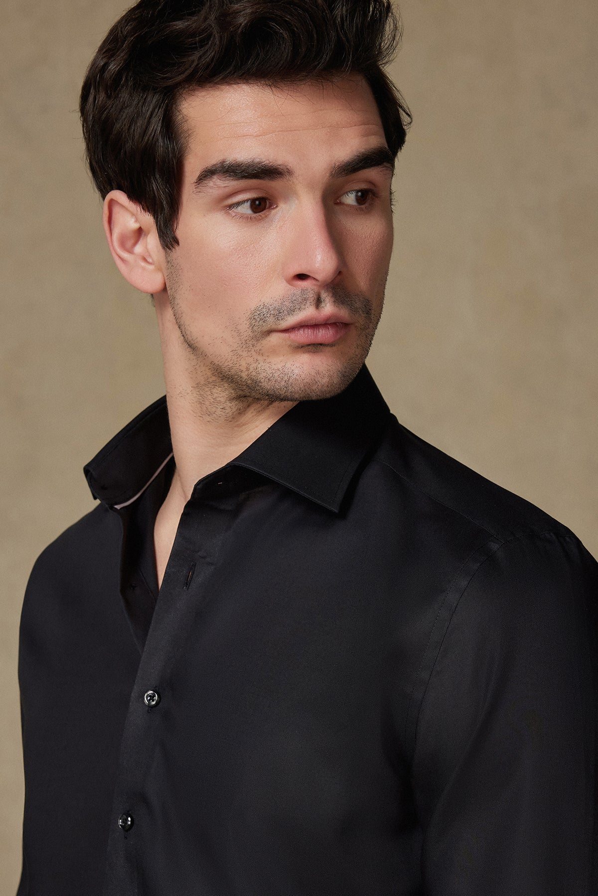 Abbate Donatello Saten Pamuklu Slim Fit Siyah Klasik Yaka Erkek Düz Gömlek