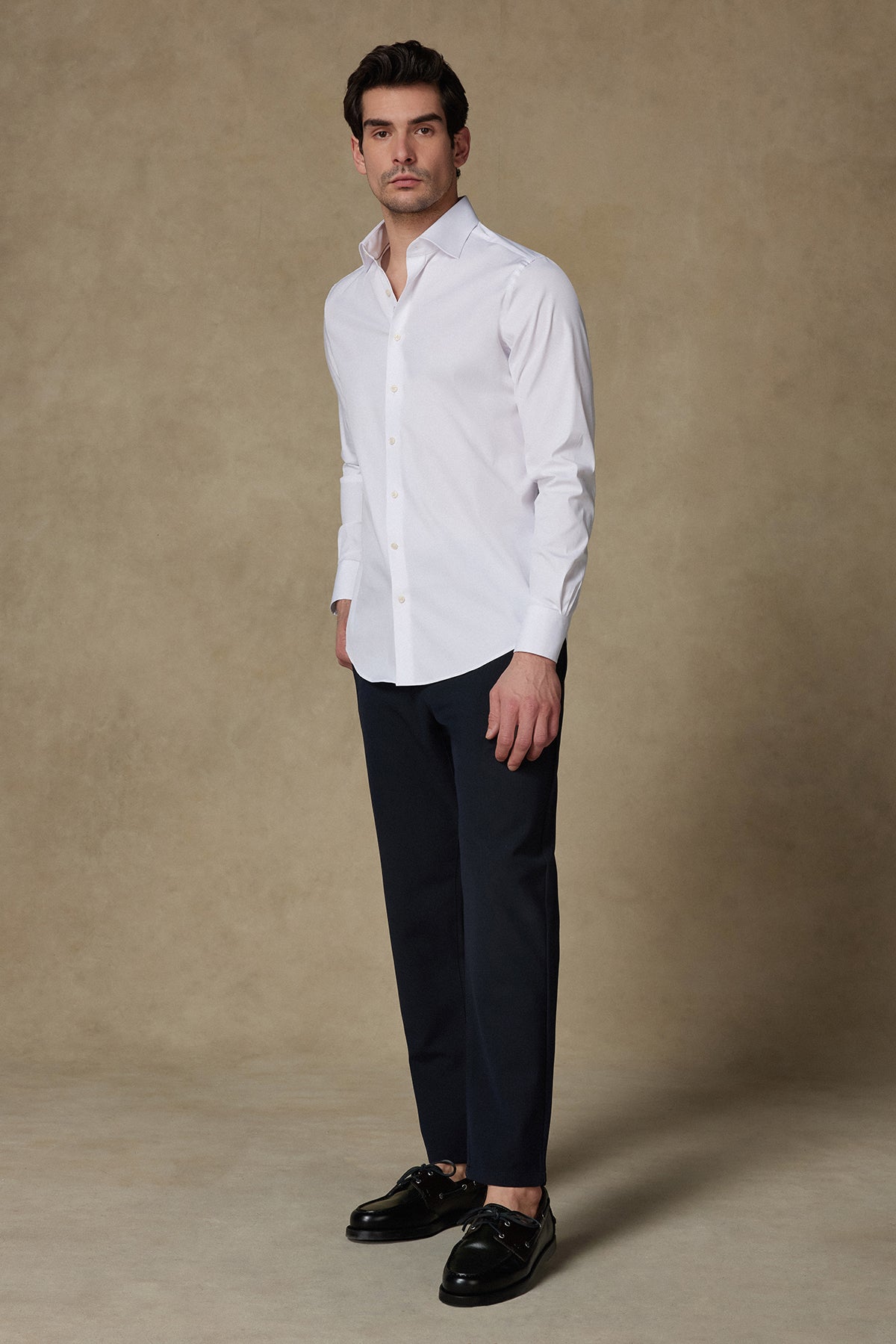 Abbate Donatello Non Iron Twill Pamuklu Slim Fit Beyaz Klasik Yaka Erkek Düz Gömlek