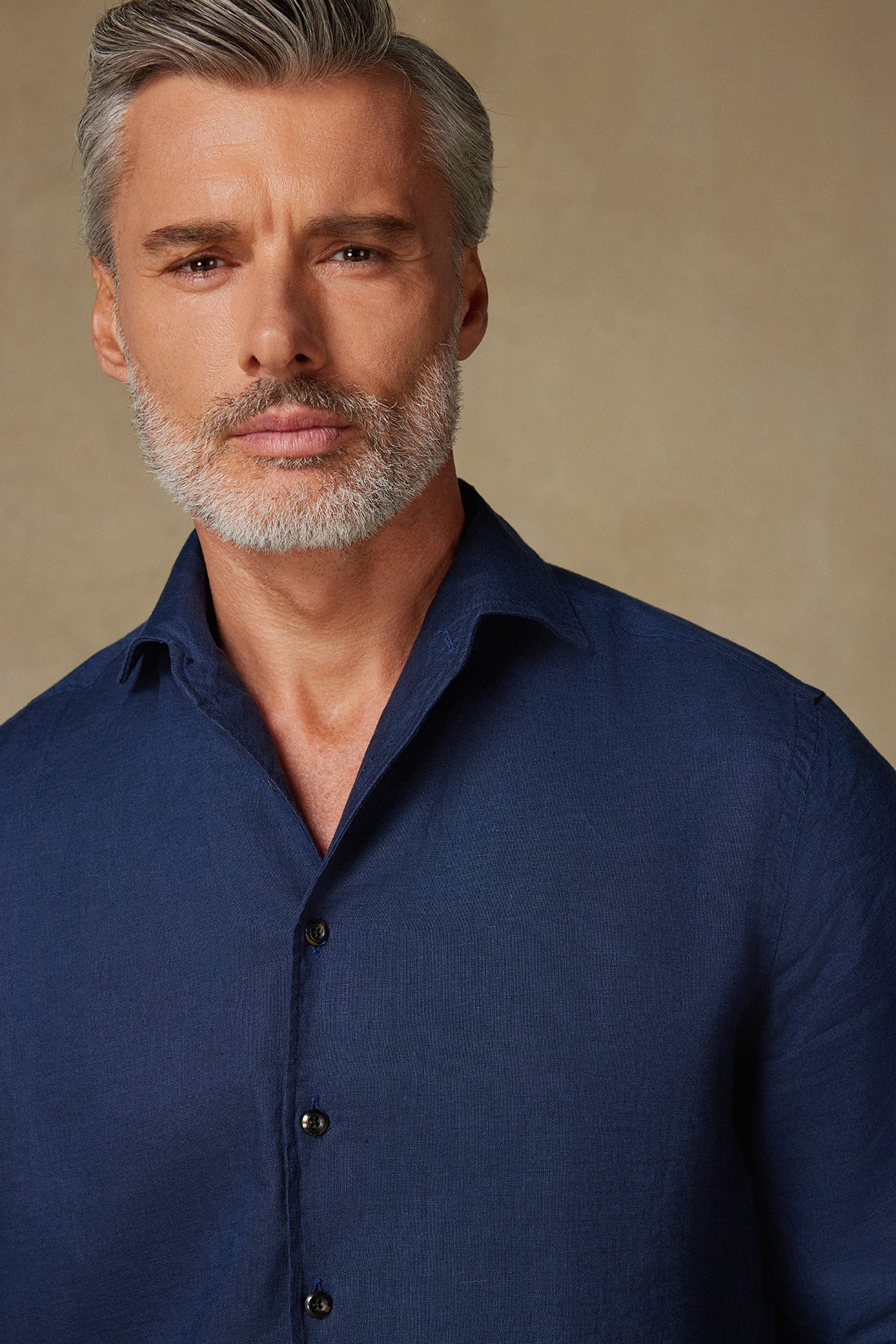 Abbate Bella Keten Keten Comfort Fit Lacivert Mostra Yaka Erkek Düz Gömlek