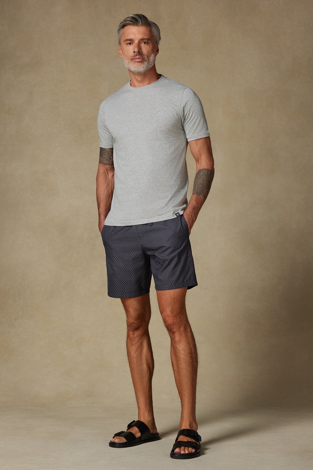 Abbate Sky Poplin Pamuklu Comfort Fit Siyah Erkek Kareli Şort