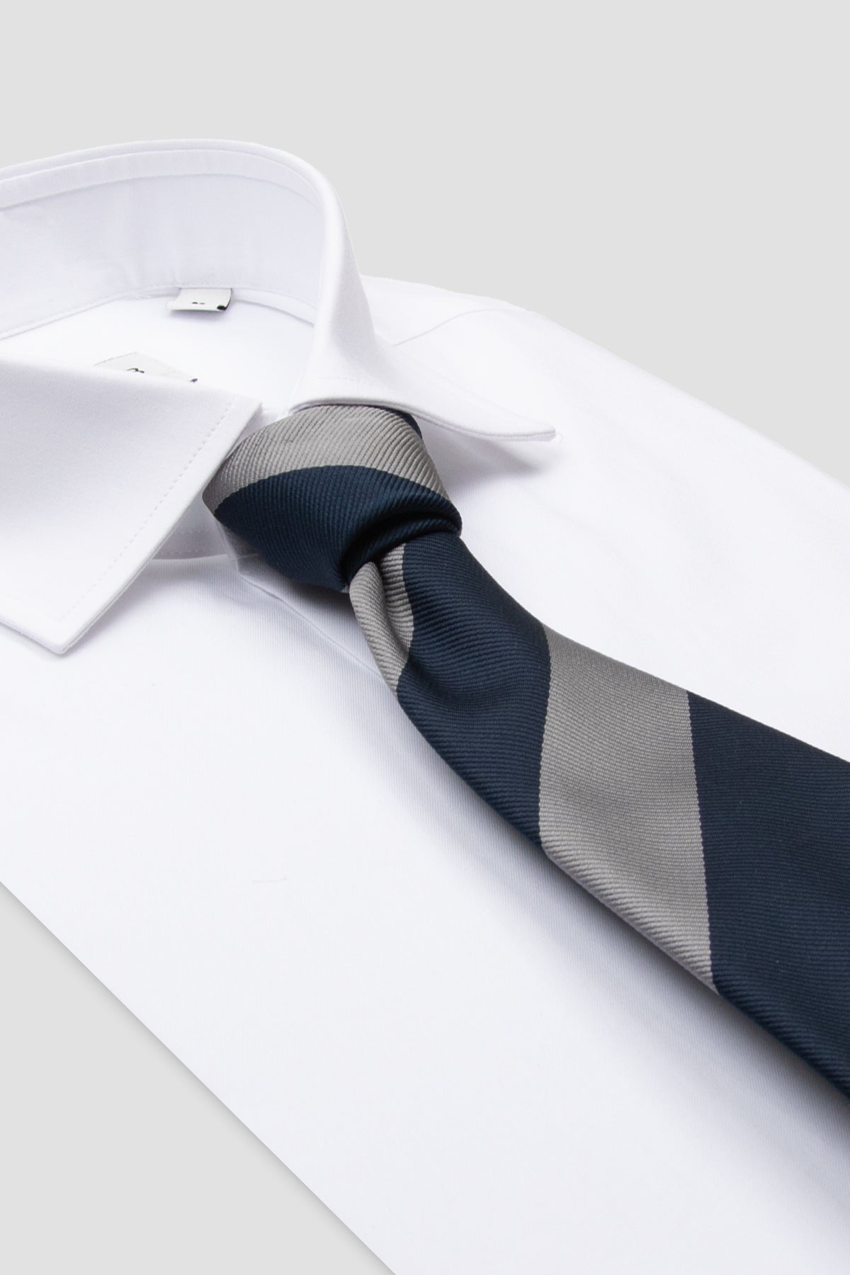BB Club Oscar Twill Pamuklu Slim Fit Beyaz Klasik Yaka Erkek Düz Gömlek