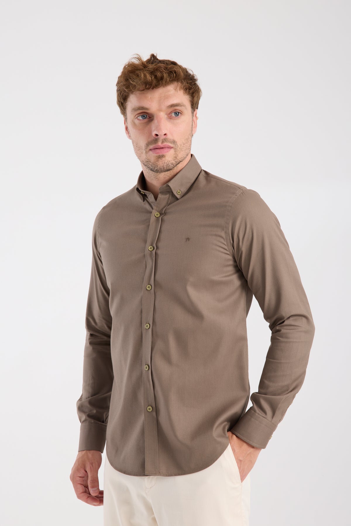 AClub AC10103 Twill Pamuklu Slim Fit Kahverengi Düğmeli Yaka Erkek Düz Gömlek