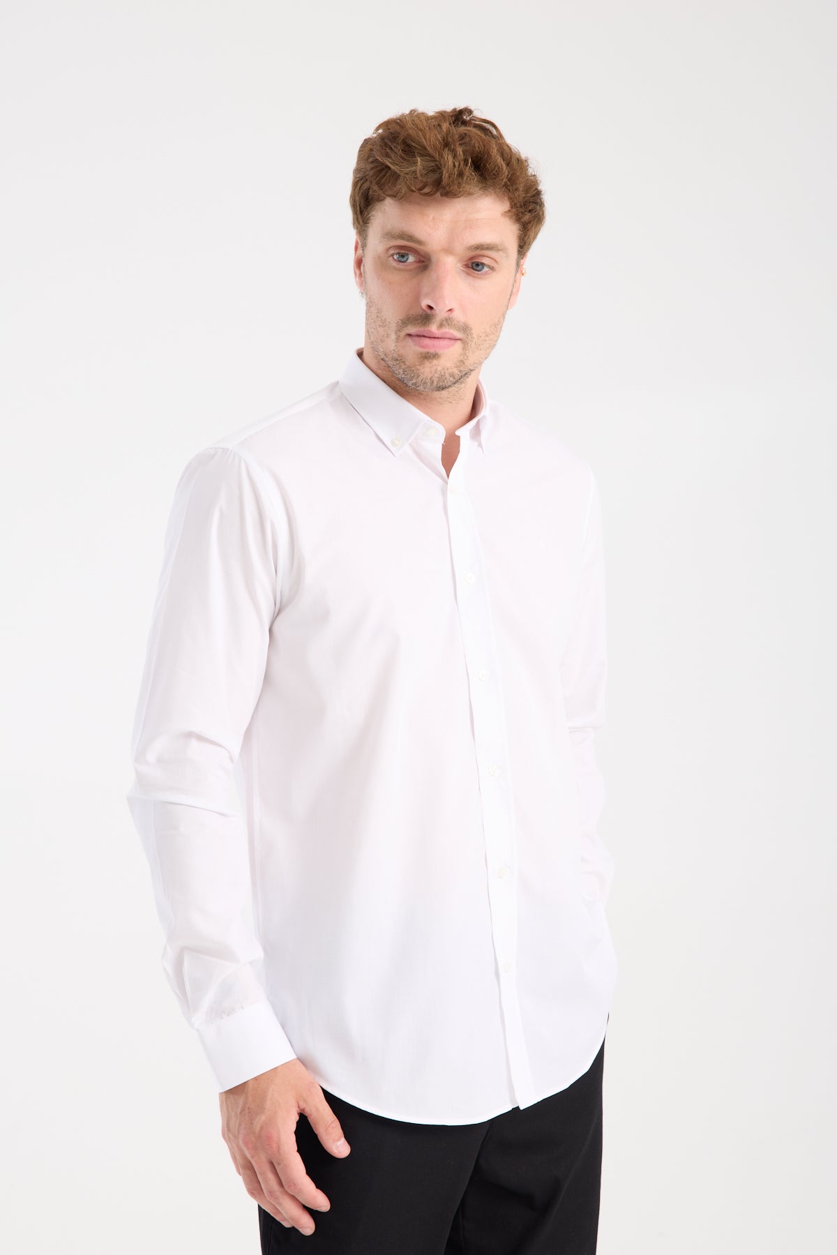 AClub AC10107 Poplin Pamuk Karışımlı Slim Fit Beyaz Düğmeli Yaka Erkek Düz Gömlek